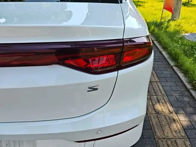 GAC Aion S — Фото автомобиля 23
