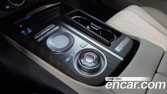 Genesis G80 Бензин 3.5 турбо AWD — Фото автомобиля 8