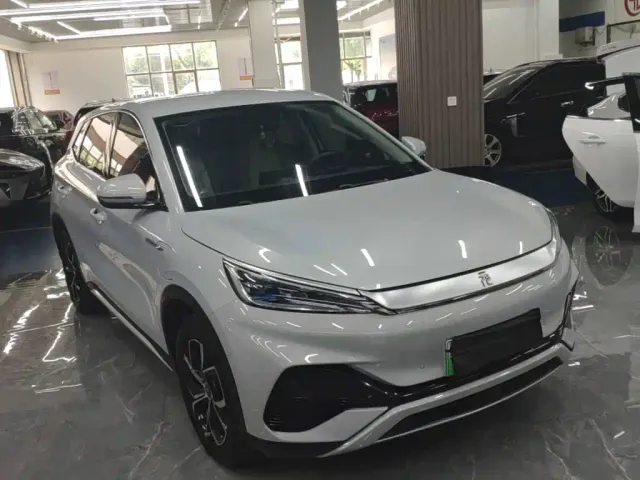 BYD Yuan PLUS — Фото автомобиля 3