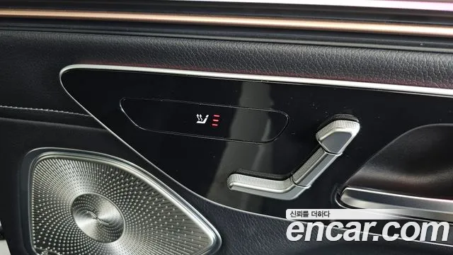 Mercedes-Benz EQS — Фото автомобиля 29