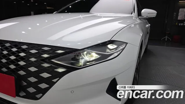 Hyundai Grandeur — Фото автомобиля 17