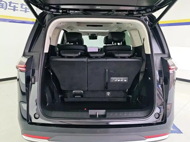 GAC Trumpchi E8 — Фото автомобиля 4