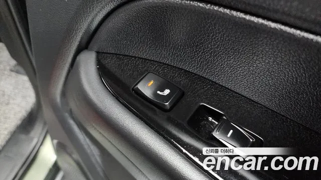 KG_Mobility_Ssangyong Rexton Новый Rexton Sport Khan Дизель 2.2 4WD — Фото автомобиля 19