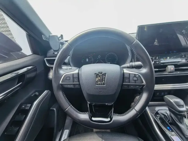 Toyota Crown Kluger — Фото автомобиля 13