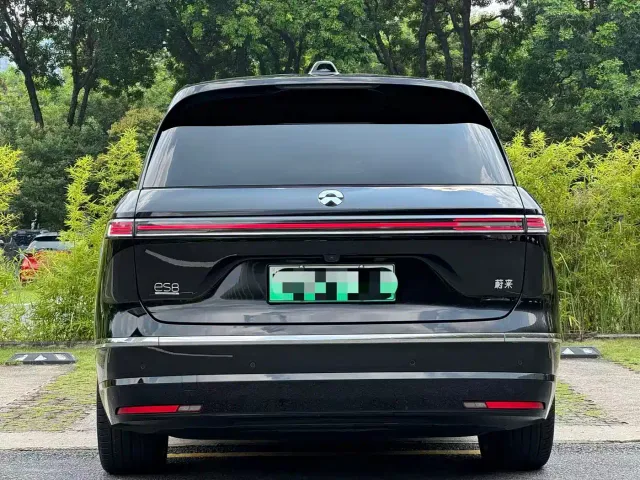 Nio ES8 — Фото автомобиля 4