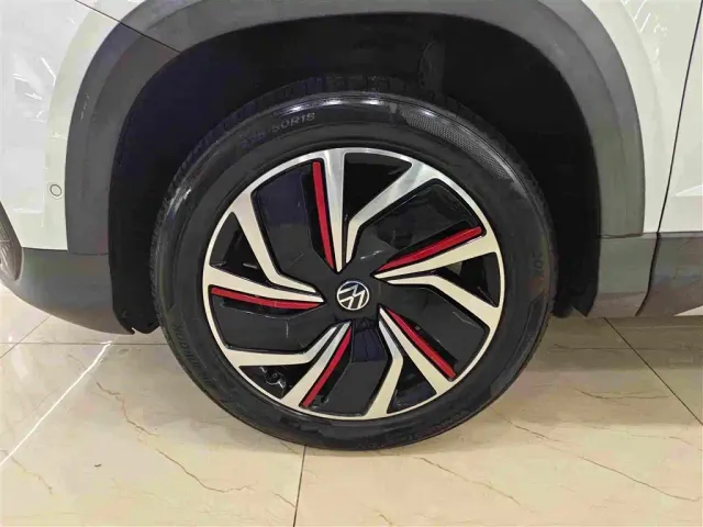 Volkswagen Tharu 2023 300TSI 2WD Moon Premium Edition — Фото автомобиля 10
