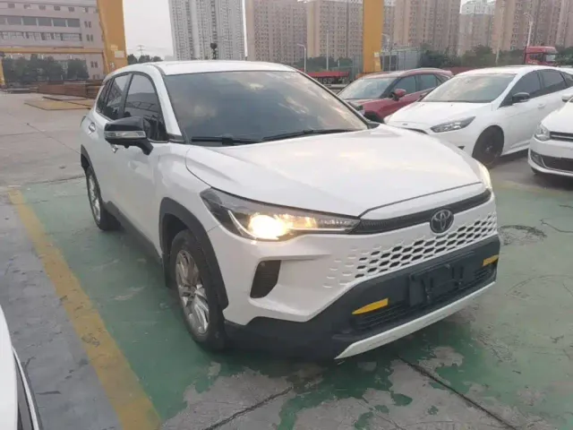 Toyota Corolla Cross — Фото автомобиля 3
