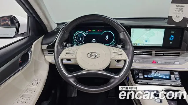 Hyundai Grandeur New — Фото автомобиля 13