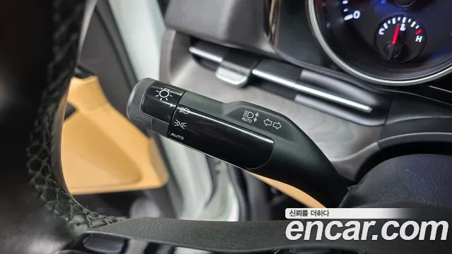 Kia Carnival 4th Gen — Фото автомобиля 25