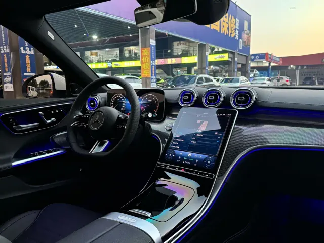 Mercedes-Benz C-Class — Фото автомобиля 12