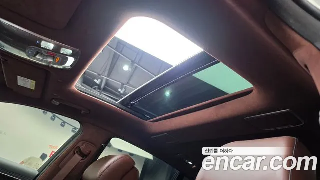 Genesis G90 Бензин 3.5 турбо AWD — Фото автомобиля 14
