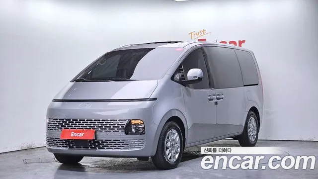 Фотография автомобиля — Hyundai Staria