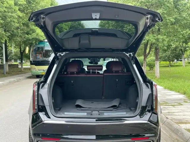 Cadillac XT5 — Фото автомобиля 8