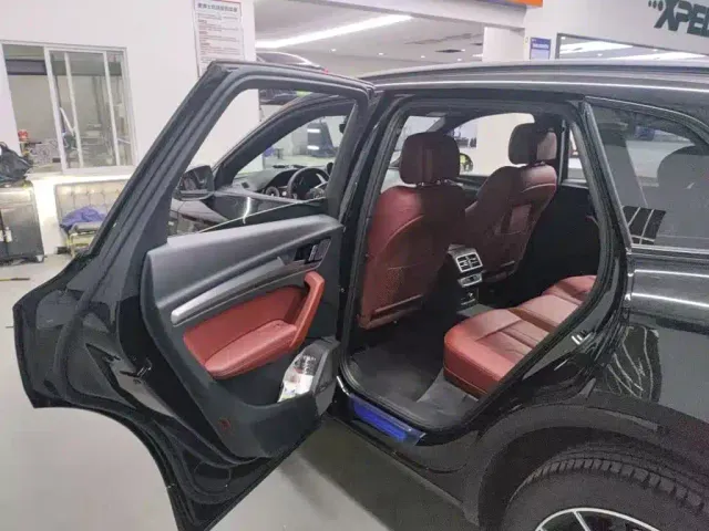 Audi Q5L — Фото автомобиля 6