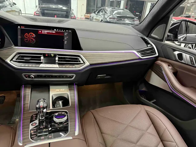 BMW X5 — Фото автомобиля 17