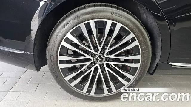 Mercedes-Benz S-Class — Фото автомобиля 5