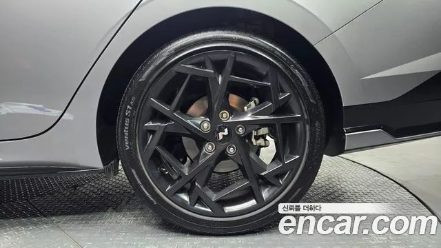 Hyundai Avante CN7 — Фото автомобиля 6