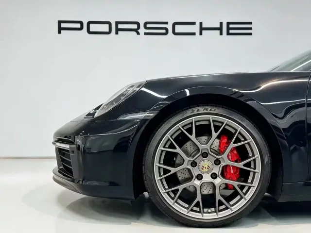Porsche 911 — Фото автомобиля 4