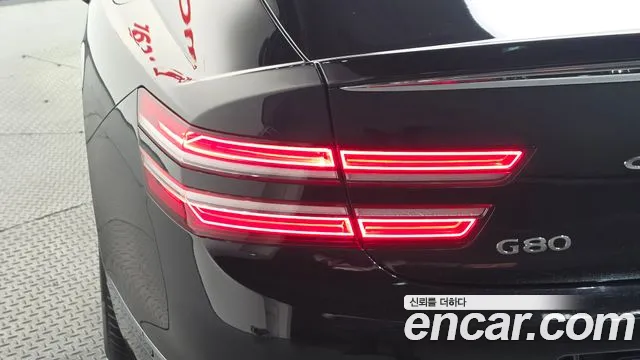 Genesis G80 RG3 — Фото автомобиля 8