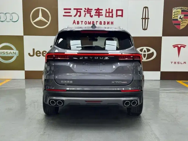 Jetour X70 Plus — Фото автомобиля 5