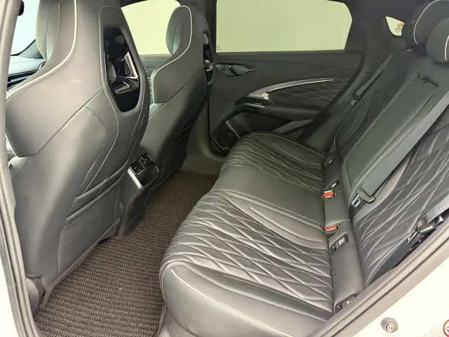 BYD Seal — Фото автомобиля 13