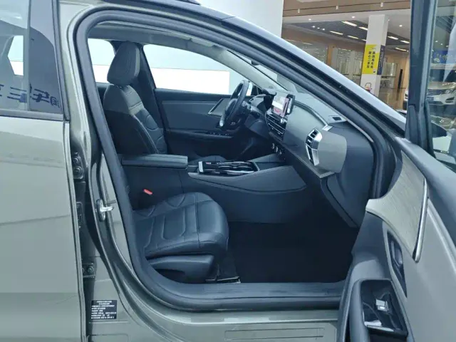 Citroen C5 X — Фото автомобиля 8