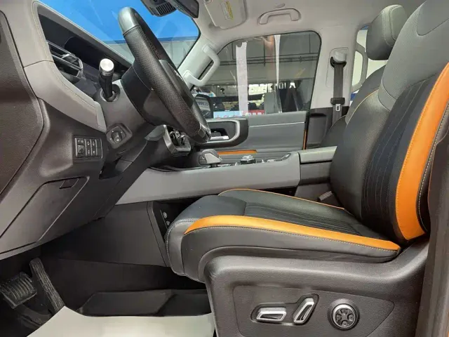 BAIC BJ40 — Фото автомобиля 11