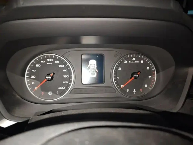 MG MG5 2023 180DVVT Manual Trend Edition — Фото автомобиля 14