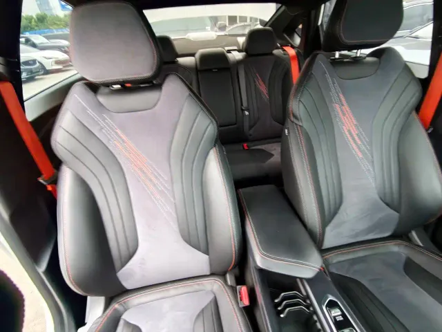 Geely Binrui — Фото автомобиля 12