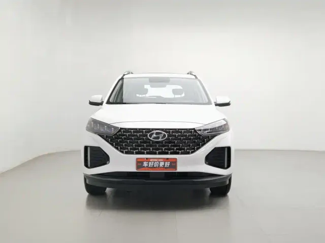 Hyundai ix35 — Фото автомобиля 3