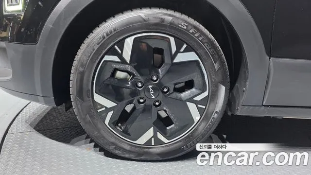 Kia Niro New — Фото автомобиля 5