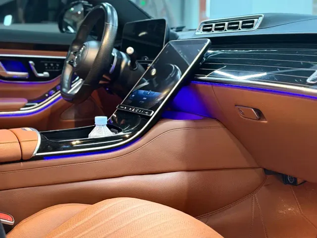 Mercedes-Benz S-Class — Фото автомобиля 3