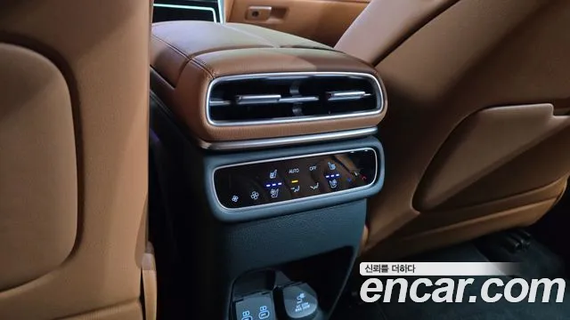 Genesis GV80 — Фото автомобиля 30