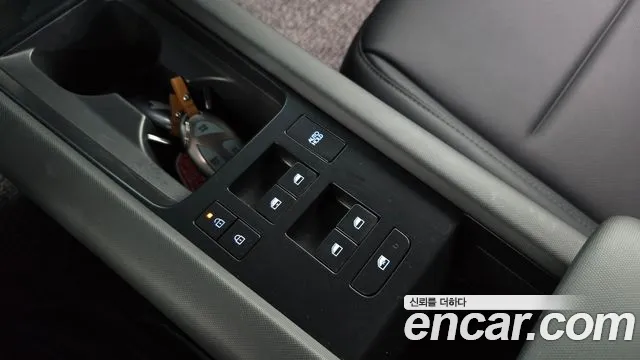 Hyundai Ioniq 6 — Фото автомобиля 24
