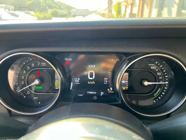 Jeep Wrangler 4xe — Фото автомобиля 3