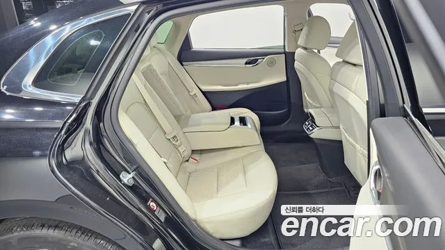 Hyundai Grandeur Новый Grandeur IG — Фото автомобиля 12