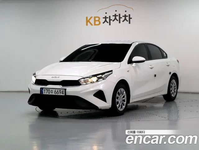 Фотография автомобиля — Kia K3 Generation 2