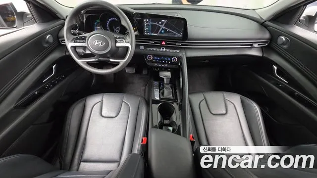 Hyundai Avante CN7 — Фото автомобиля 7