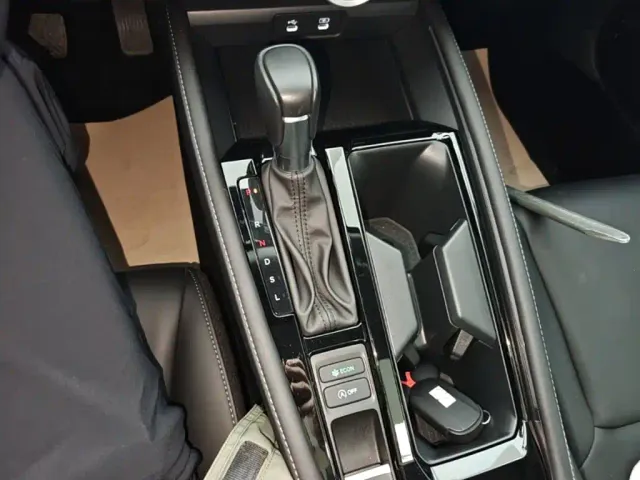 Honda Inspire 2023 260TURBO Elegant Edition — Фото автомобиля 13