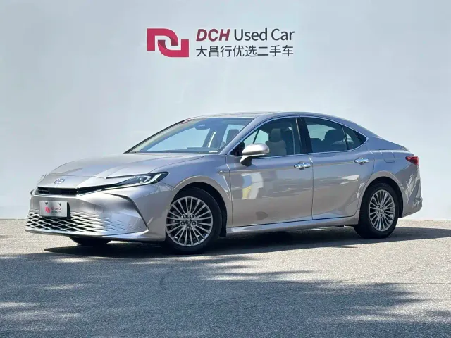 Фотография автомобиля — Toyota Camry