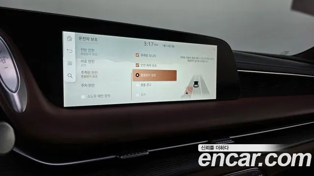 Genesis G90 — Фото автомобиля 14