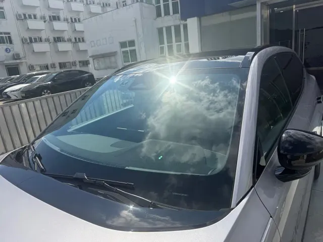 Volvo XC70 Plug-in Hybrid — Фото автомобиля 8