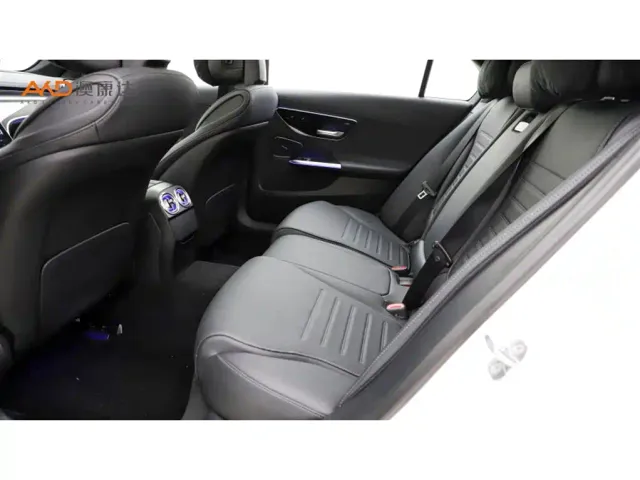 Mercedes-Benz C-Class — Фото автомобиля 7