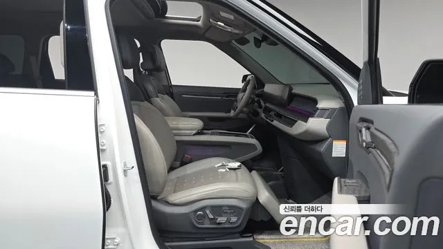 Kia EV9 — Фото автомобиля 26