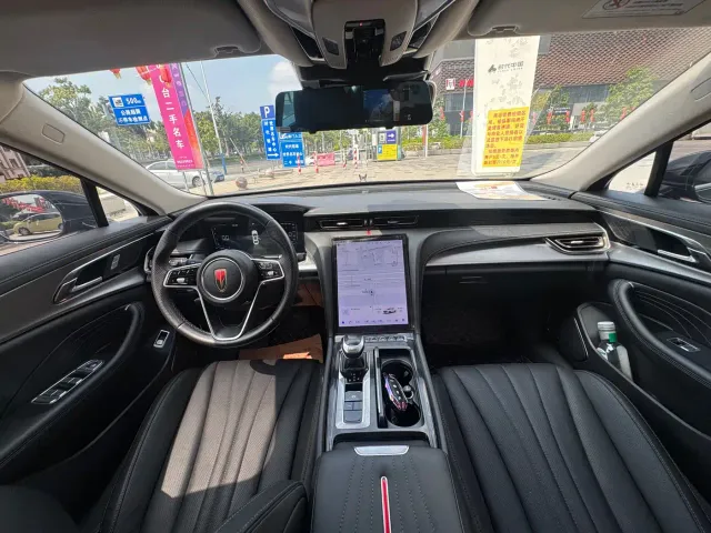 Hongqi H5 — Фото автомобиля 5