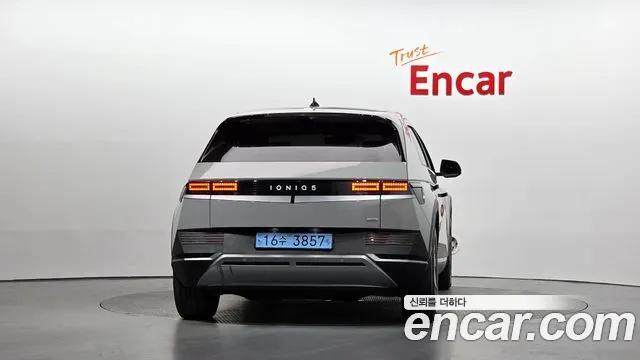 Hyundai Ioniq 5 — Фото автомобиля 4