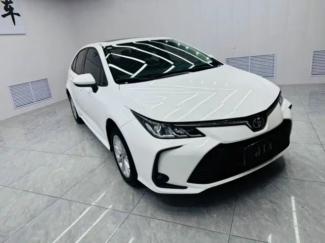 Toyota Corolla — Фото автомобиля 3