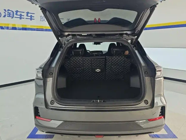 Changan Qiyuan Q05 — Фото автомобиля 4