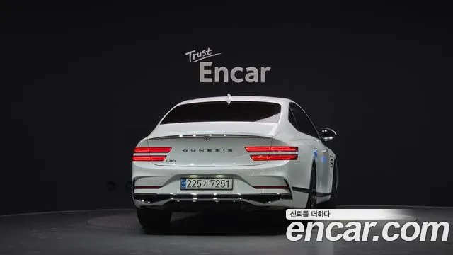 Genesis G80 Бензин 2.5 турбо 2WD — Фото автомобиля 4