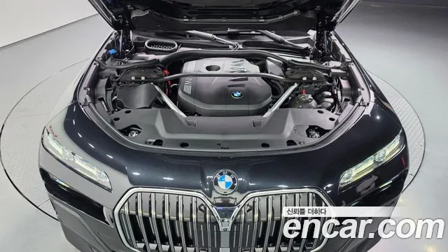 BMW 7 Series G70 — Фото автомобиля 6
